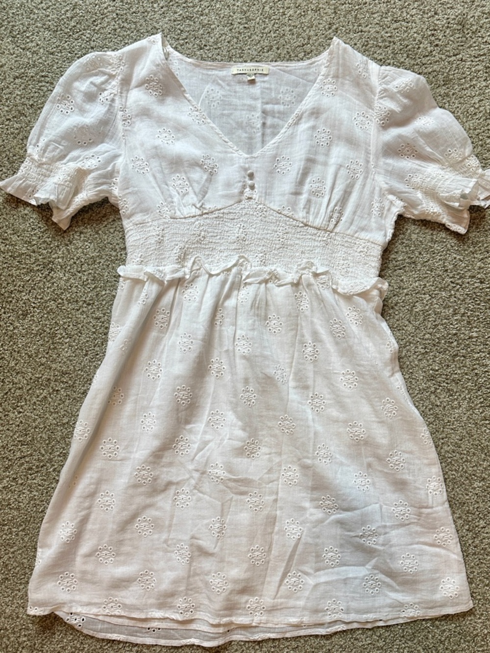 NEW 💕 TASH + SOPHIE White Cotton Eyelet Dress with smocked waist- Large